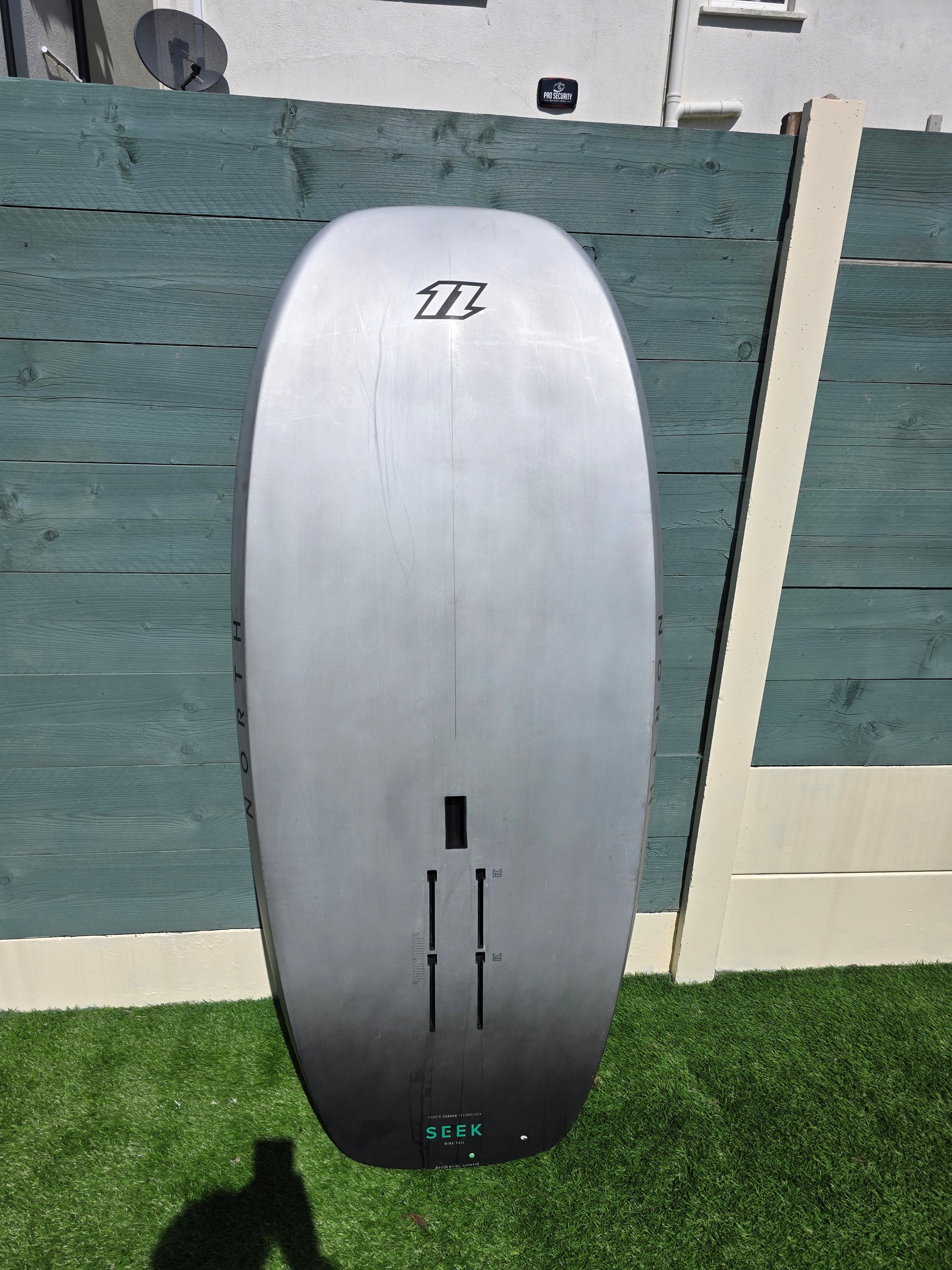 North Seek- Wing Foil Board Ex demo- 5ft 11- 138 litres