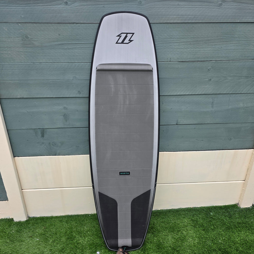 
                      
                        North Comp Dynalite - 5ft 2- Brand New (Display model only) *Never used
                      
                    