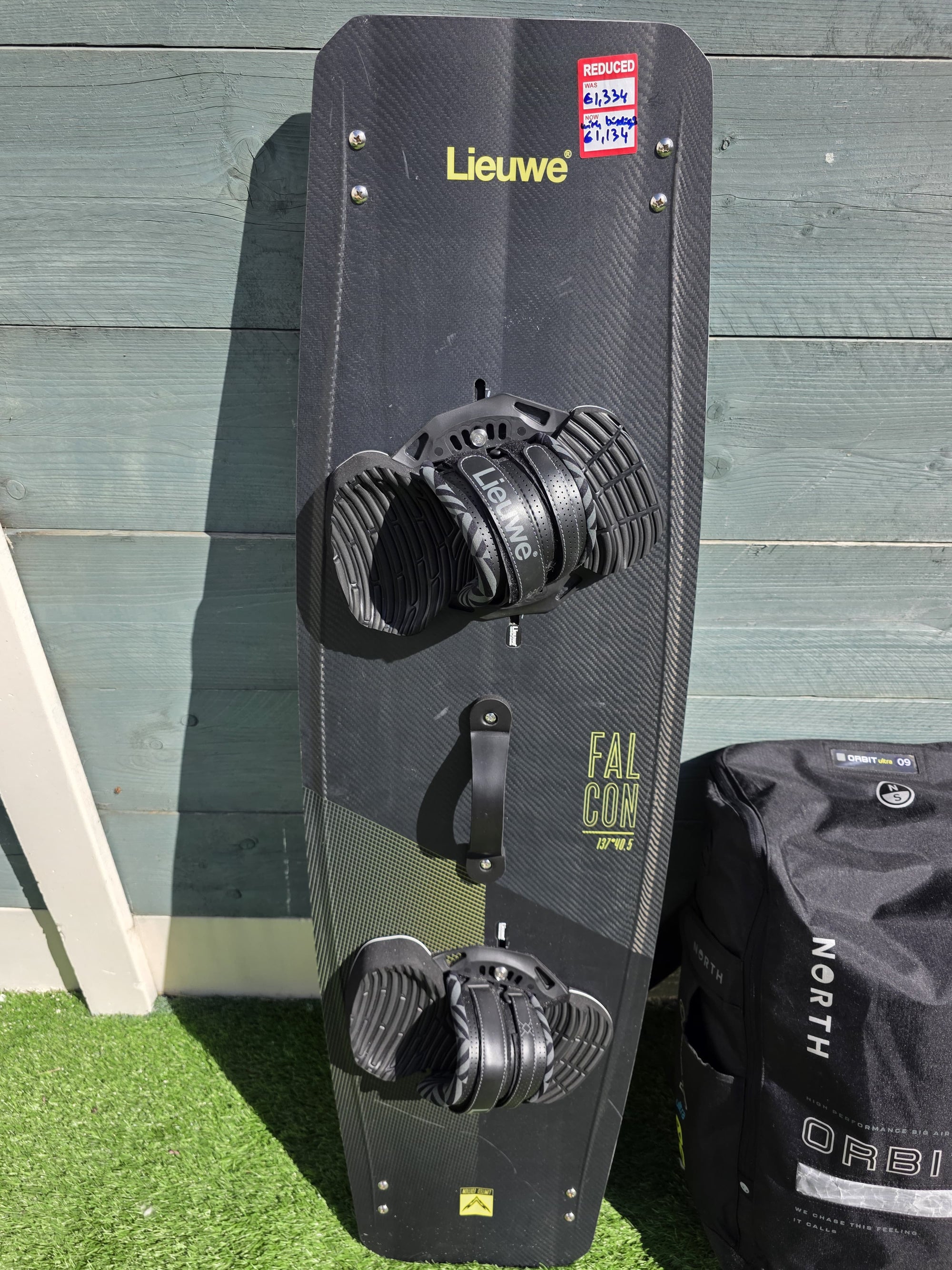 North NU80 Orbit 9m Kite Package with Navigator Pro Bar & Lieuwe Falcon