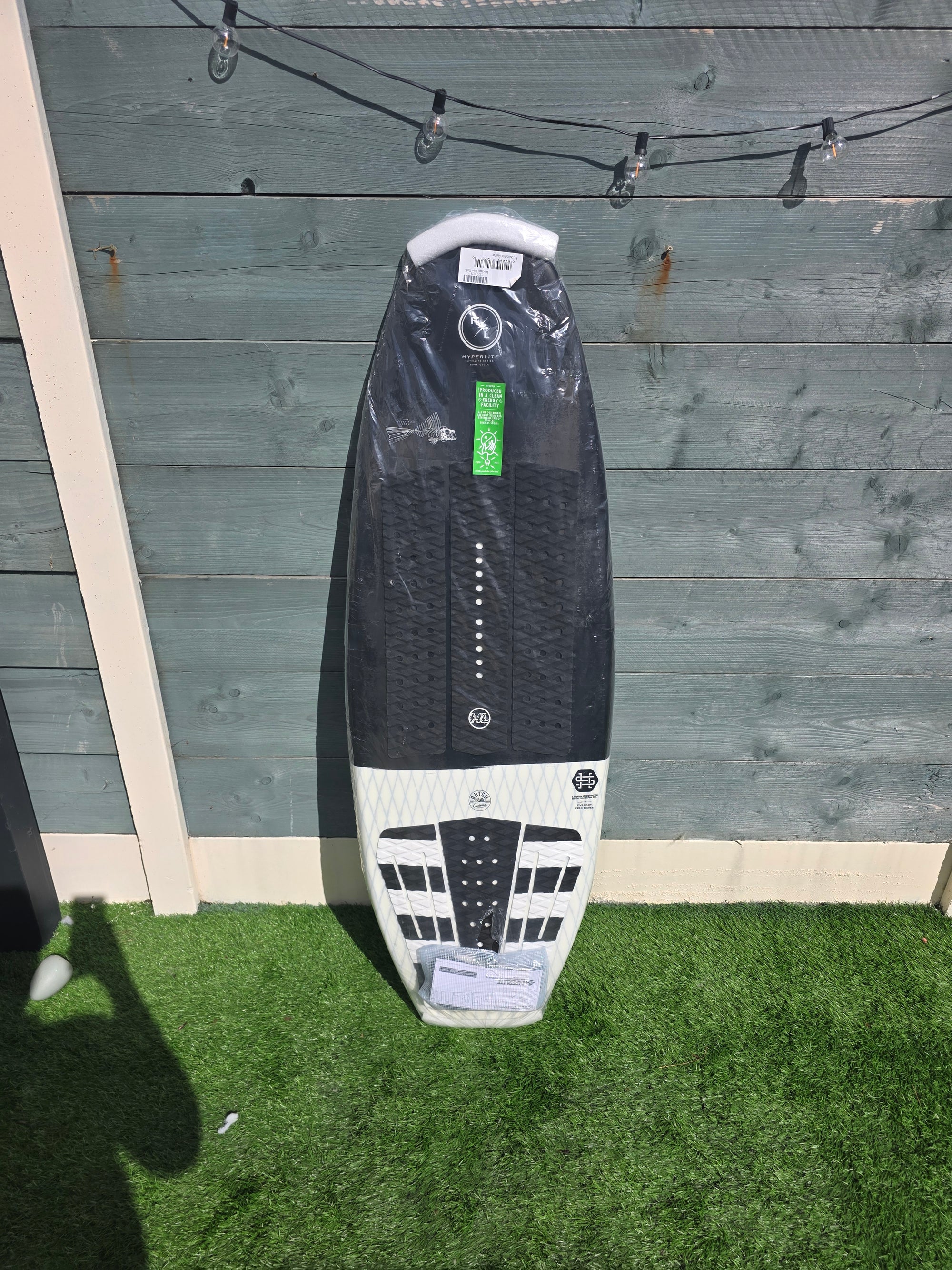 Hyperlite Satellite 5'0 wakesurf board — brand new in wrap
