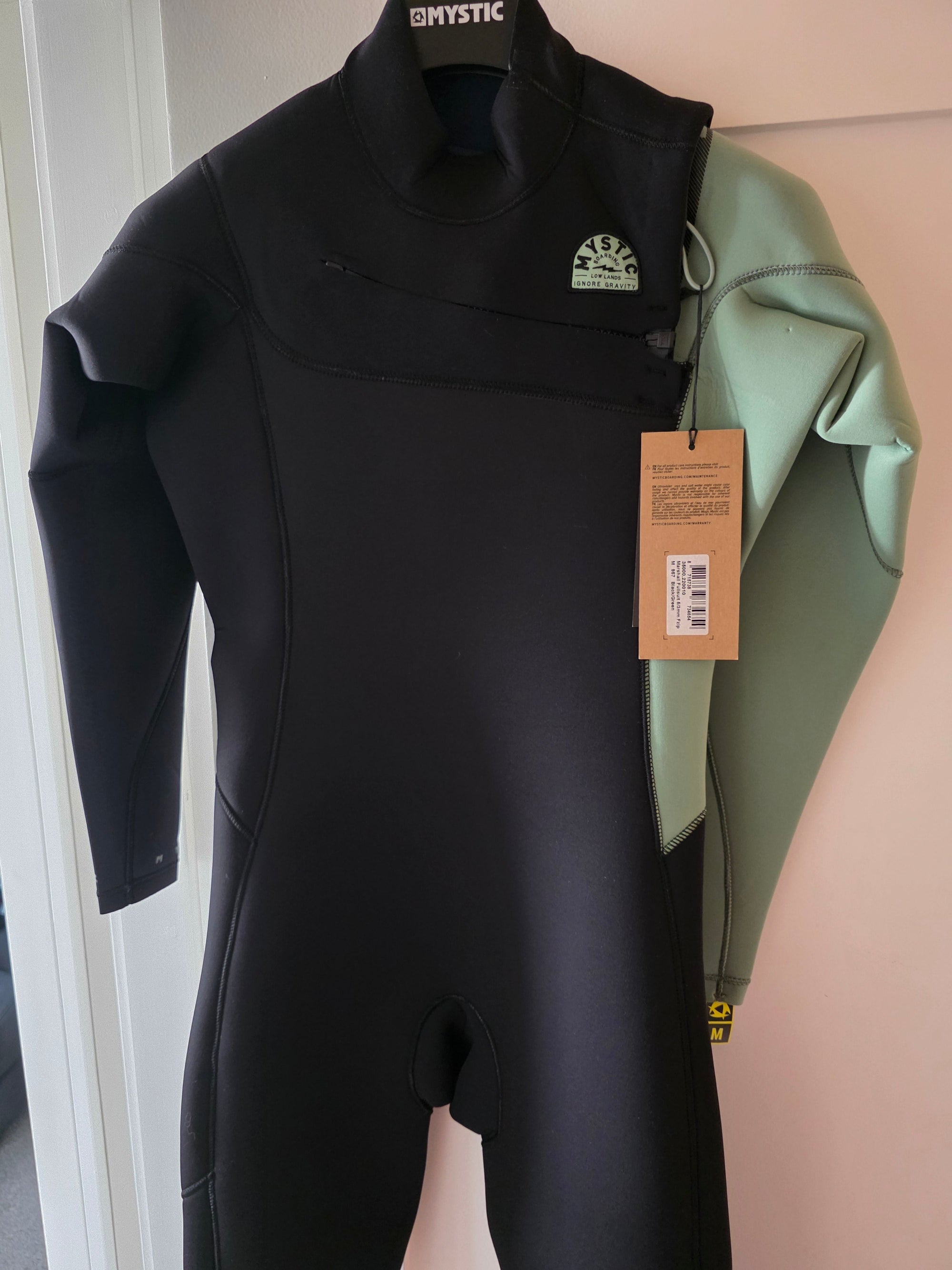Mystic Marshall 5/3 wetsuit black green with tags Galway