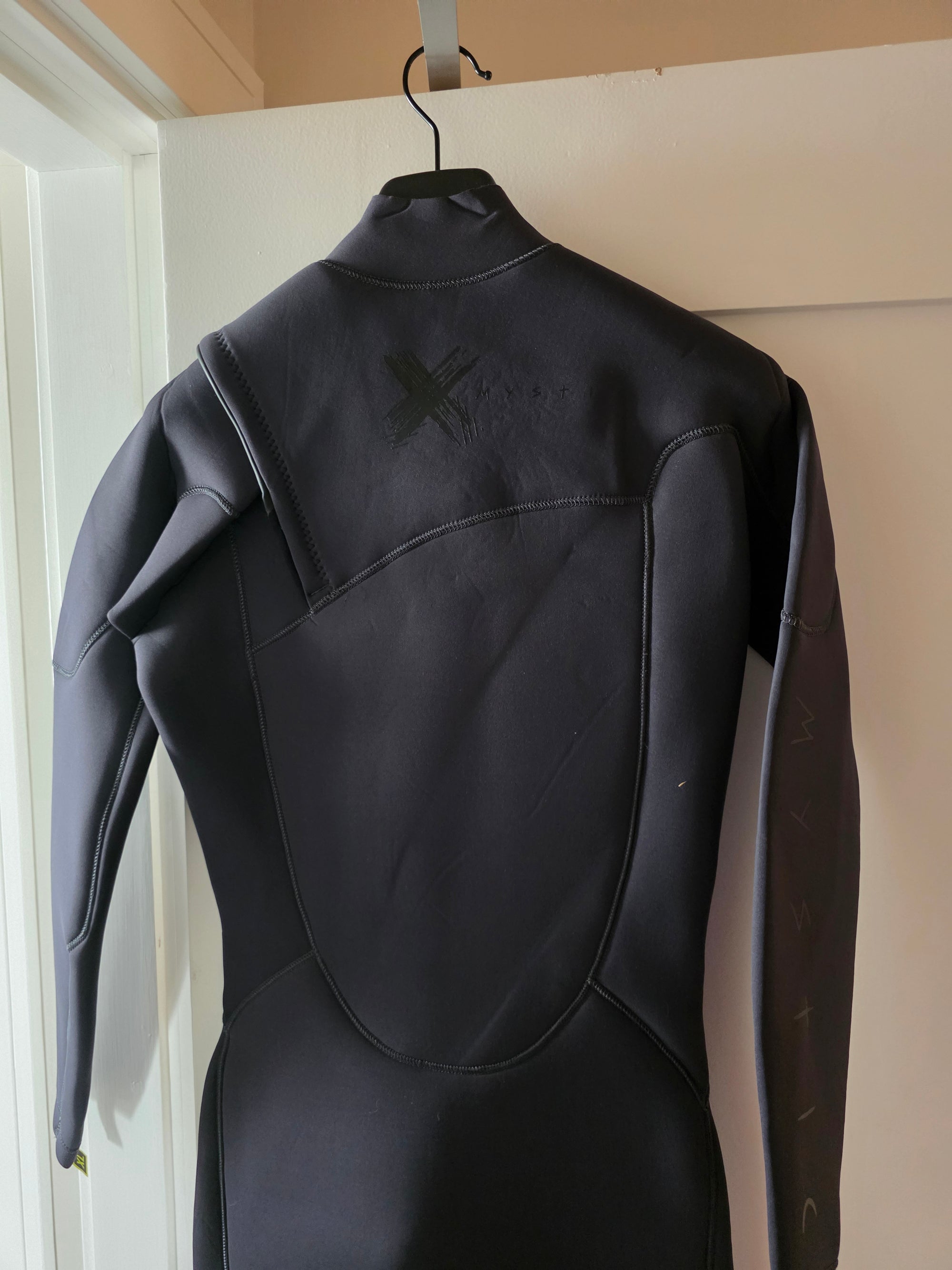 Mystic The One 5/3mm Zip-Free Wetsuit – Dark Grey (2023)