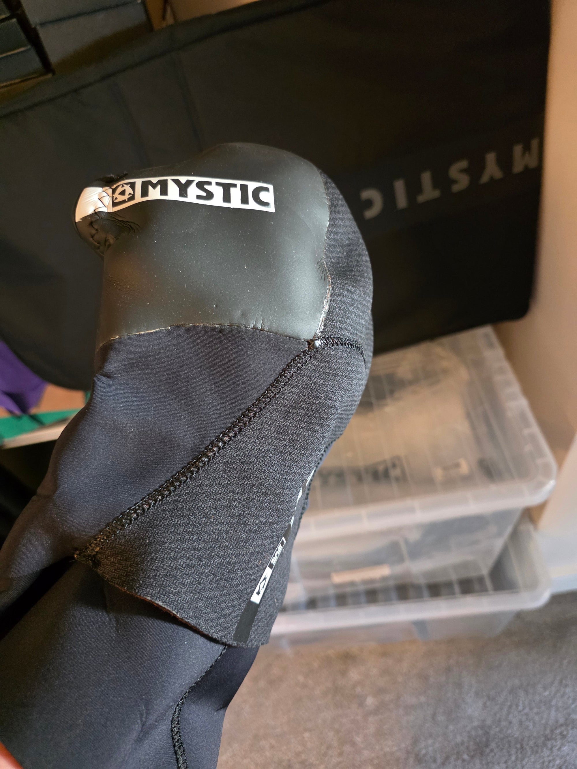 Mystic Supreme hood taped seams