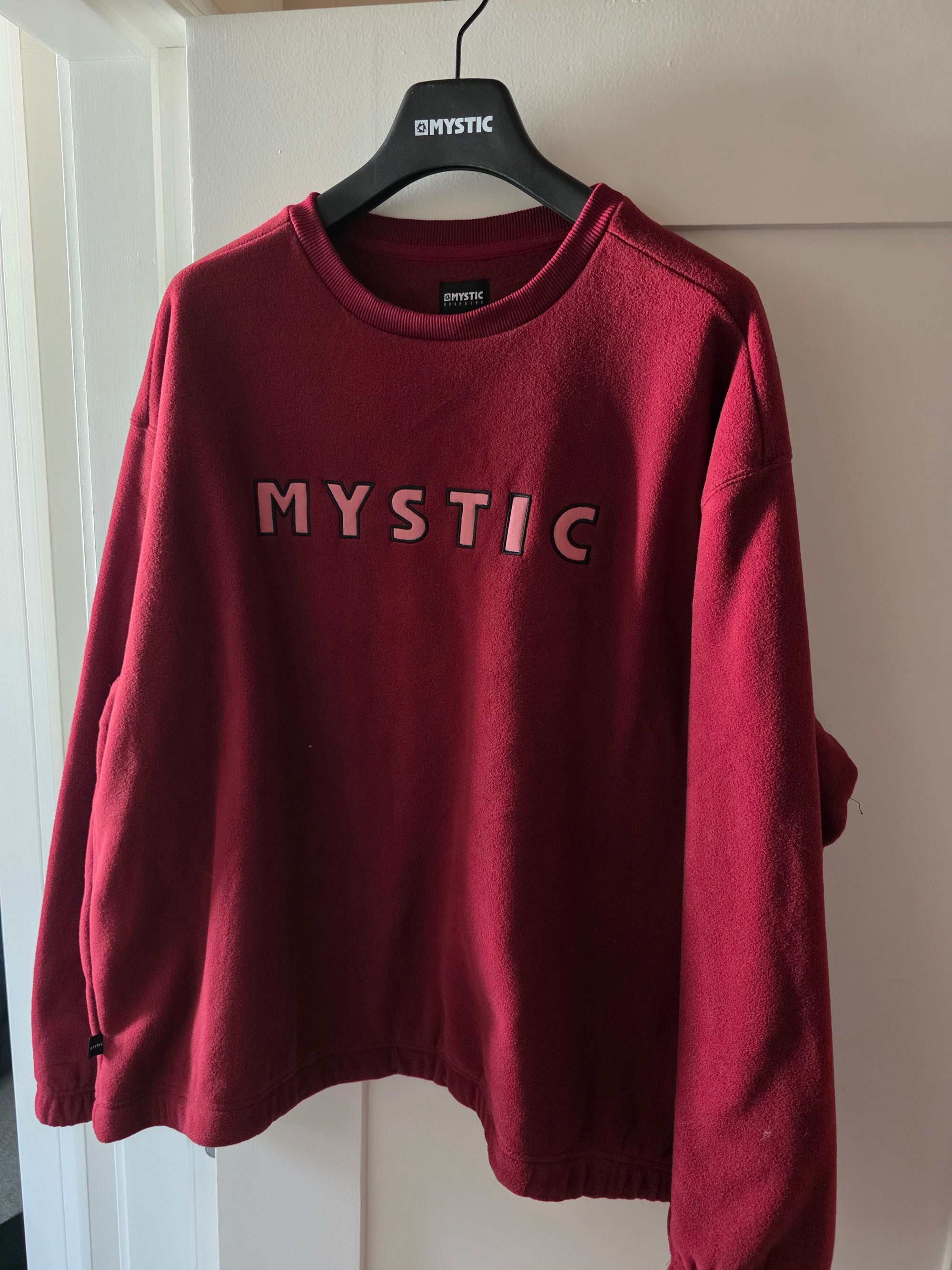 Mystic Heat Box crew sweatshirt in stock in Galway