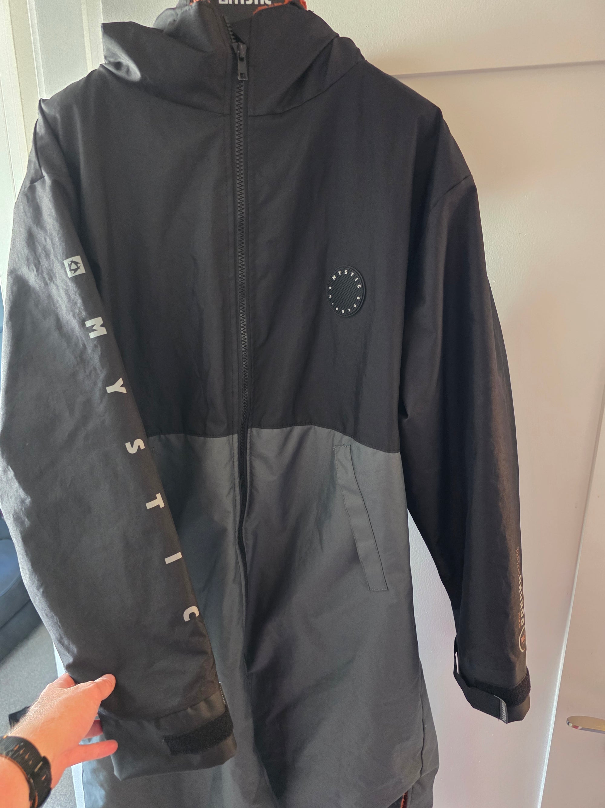 Mystic Explore Poncho – Used One Season