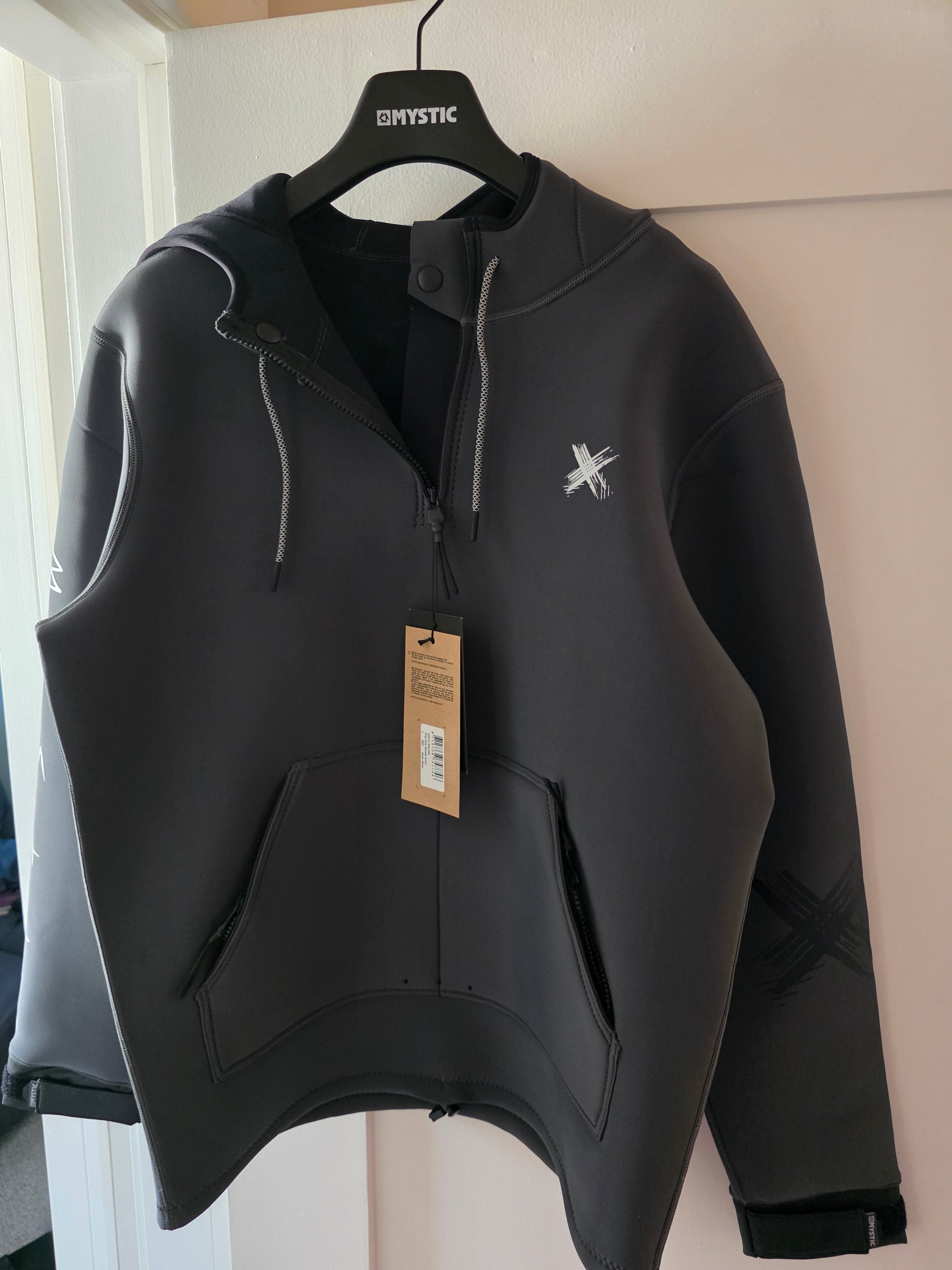 Mystic The One 4mm neoprene sweat in stock in Galway