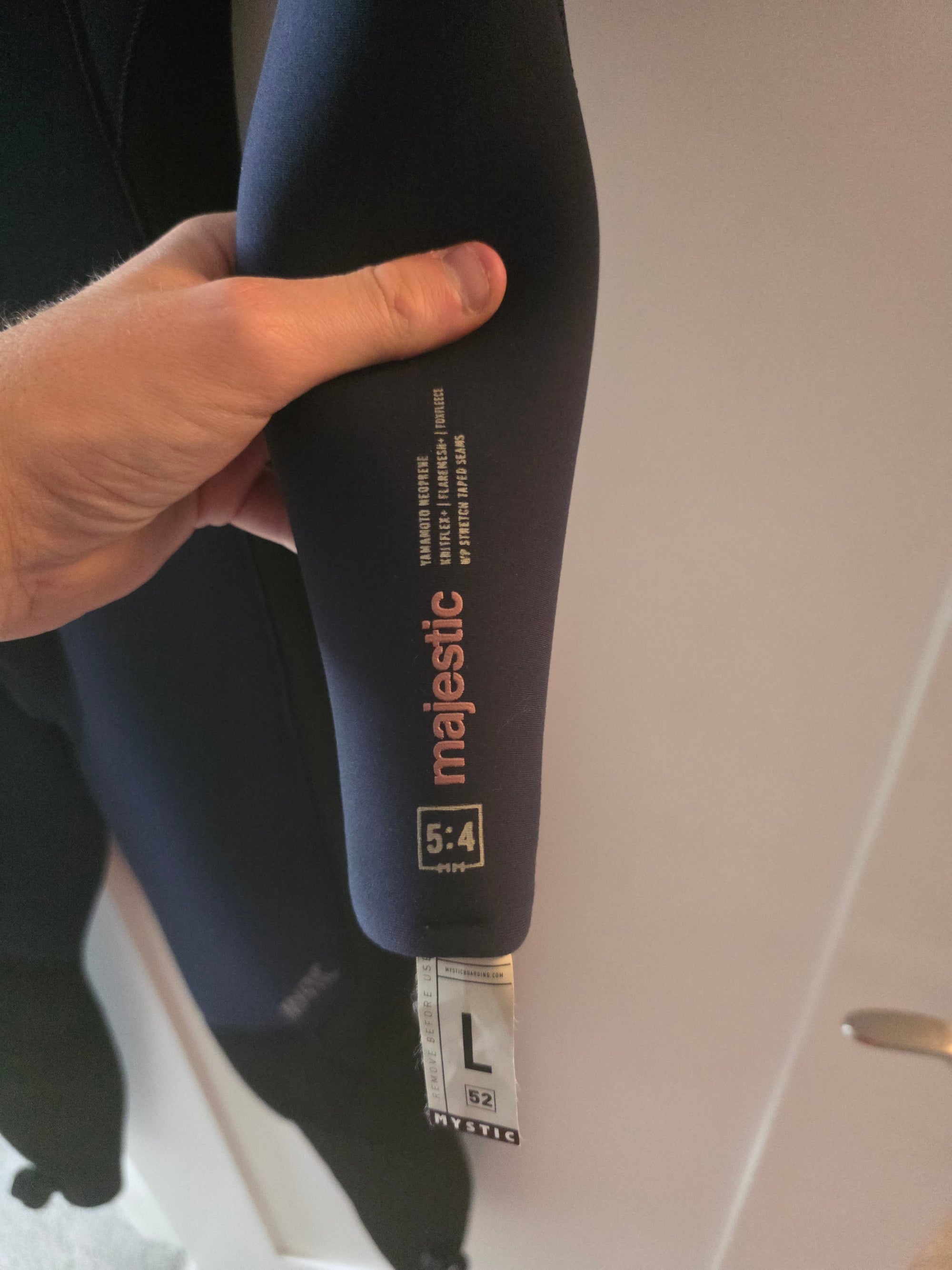 Mystic Majestic 5/4 navy wetsuit front