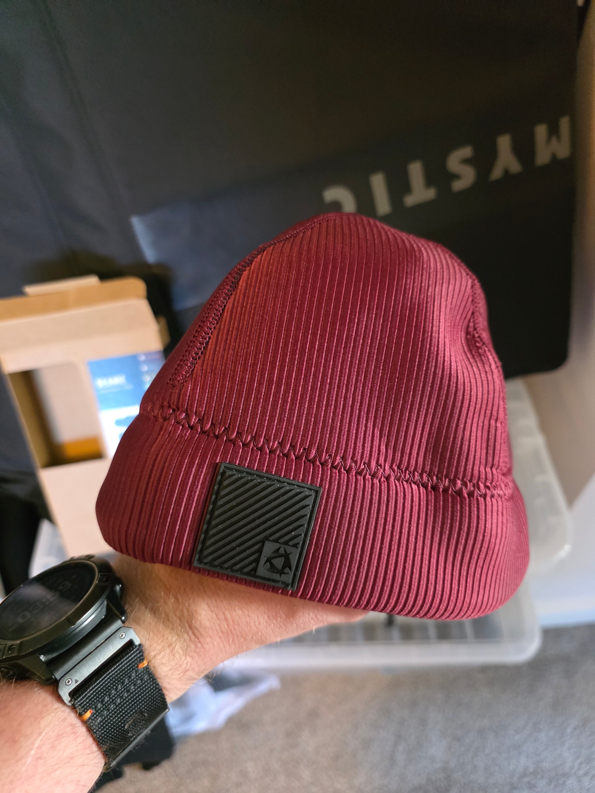 Mystic Neoprene Beanie 2mm – Oxblood Red