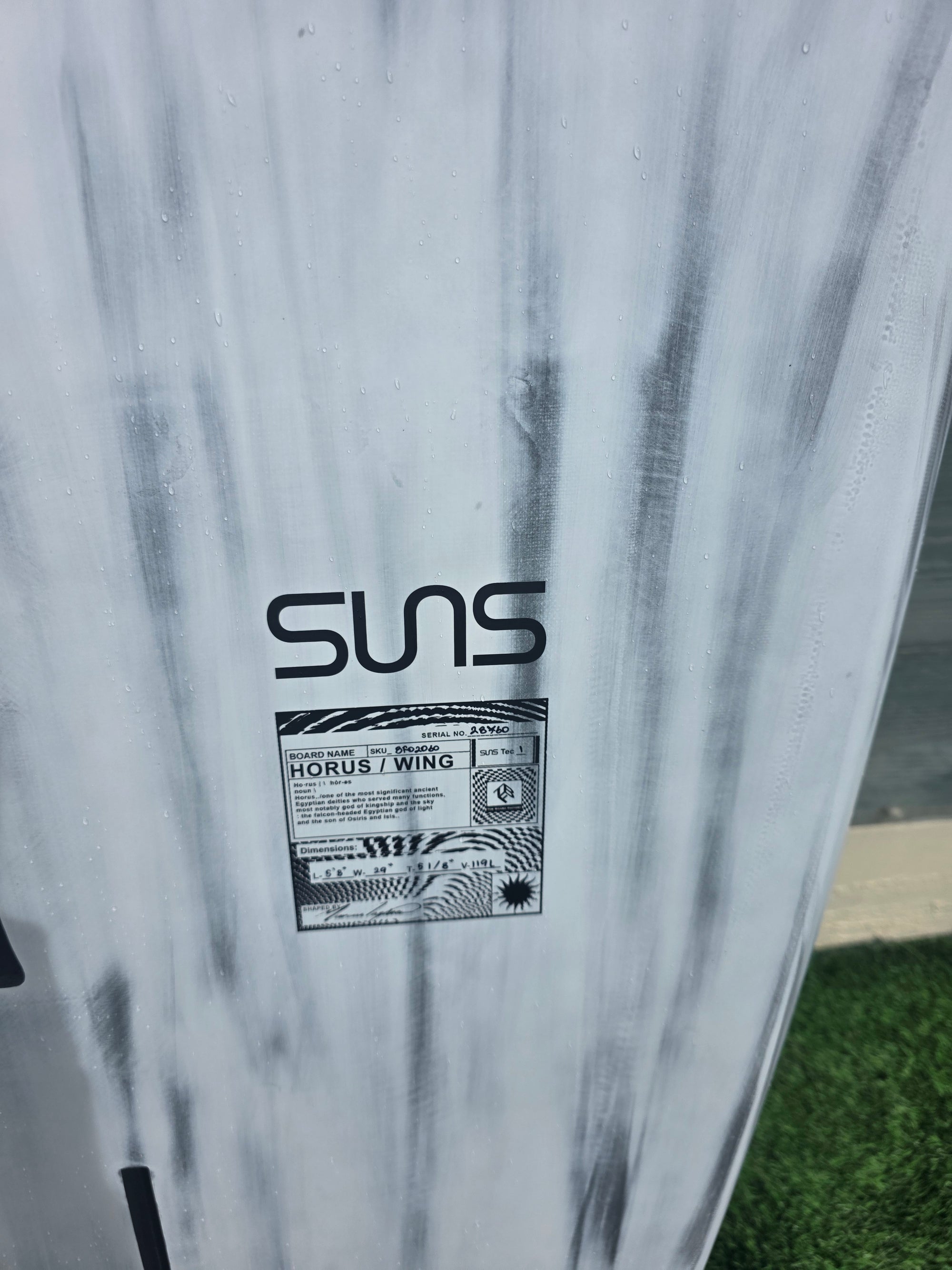 Sunova Horus 5'8 x 29 x 5 1/8 119L spec label
